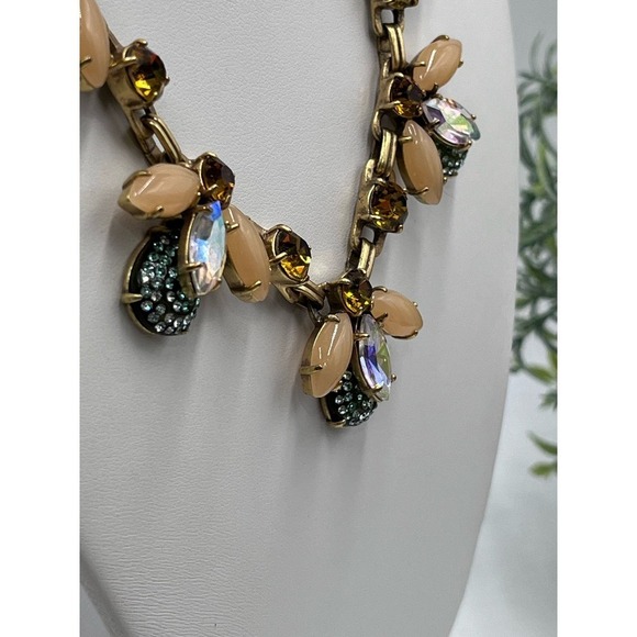 J. Crew Firefly Crystal
AB Peach Topaz Green Collar Statement Floral Necklace - Picture 10 of 16